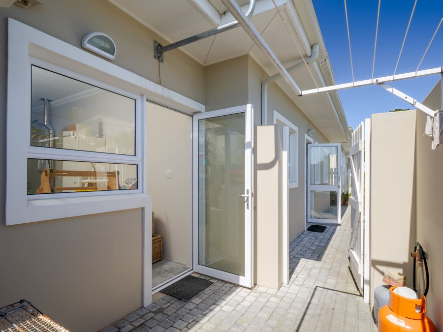 1 Bedroom Property for Sale in Hunters Estate Western Cape